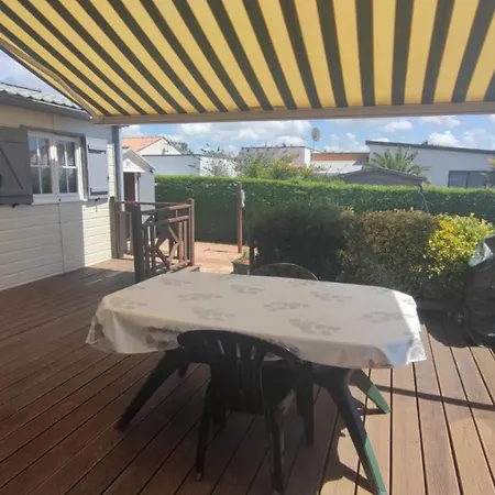 Mobilhome Les Piscines Chalet Brem-Sur-Mer